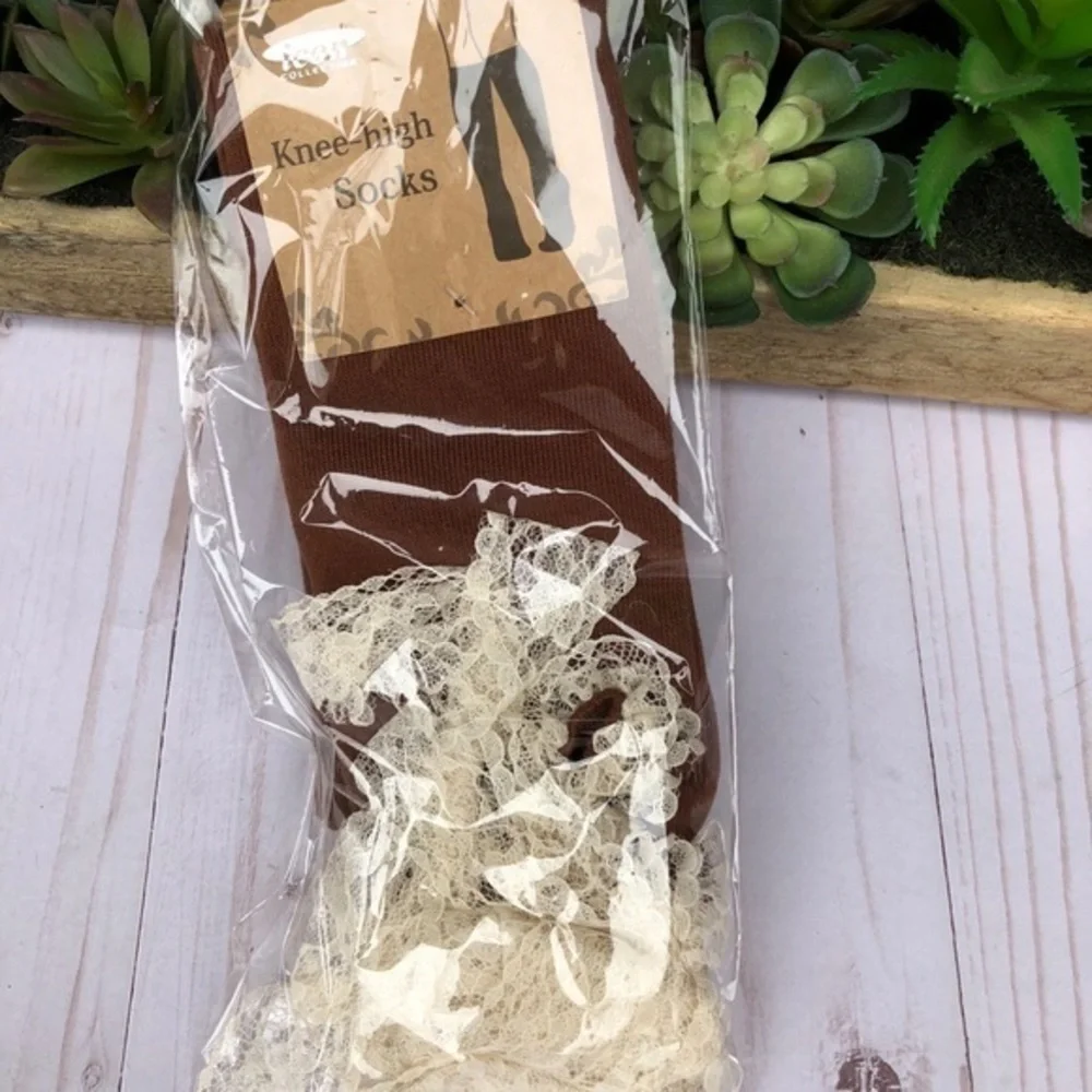 NWT boutique brown with‎ cream lace boot socks.